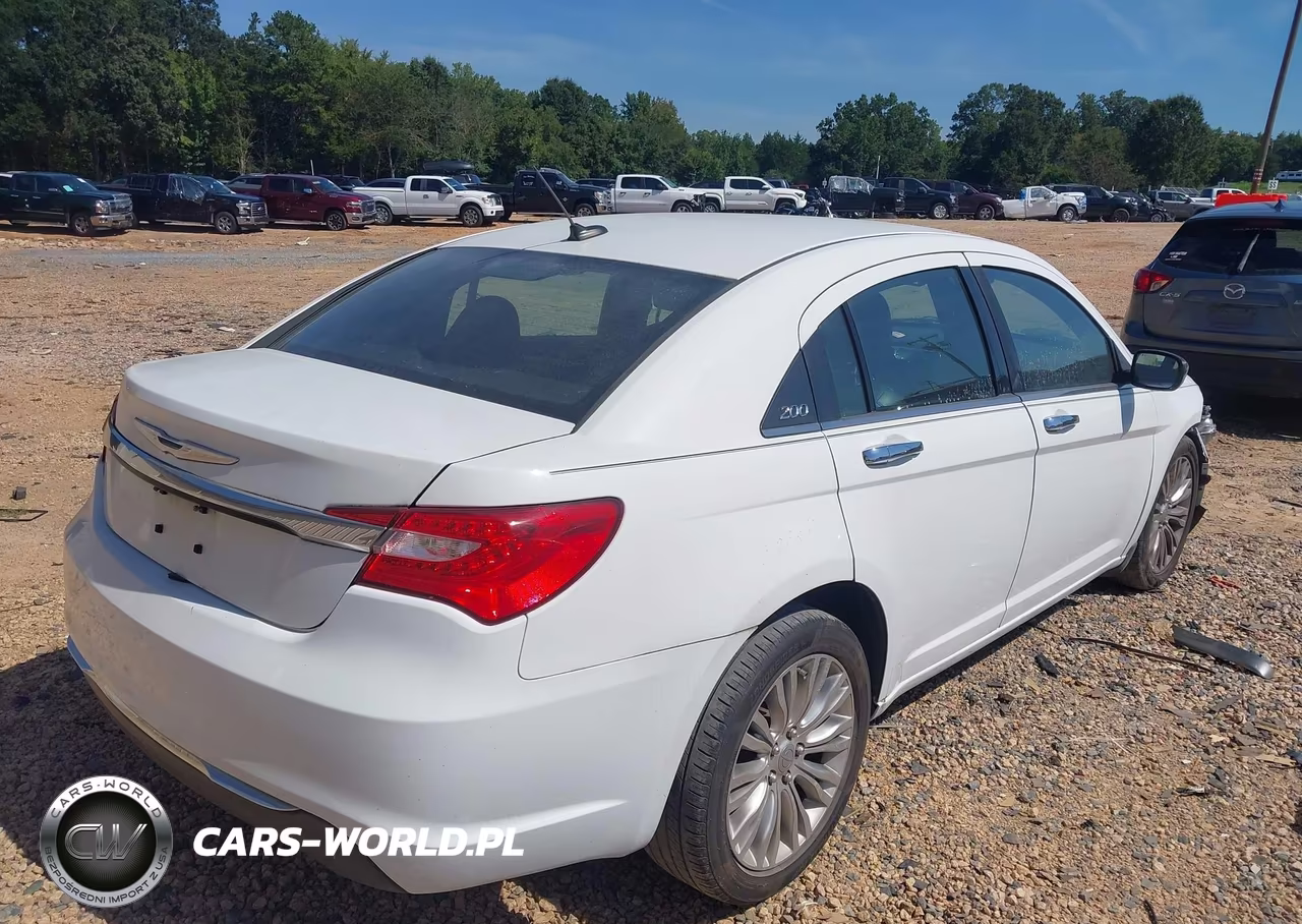 2012 Chrysler 200 Limited VIN:1C3CCBCG9CN326433 - 4