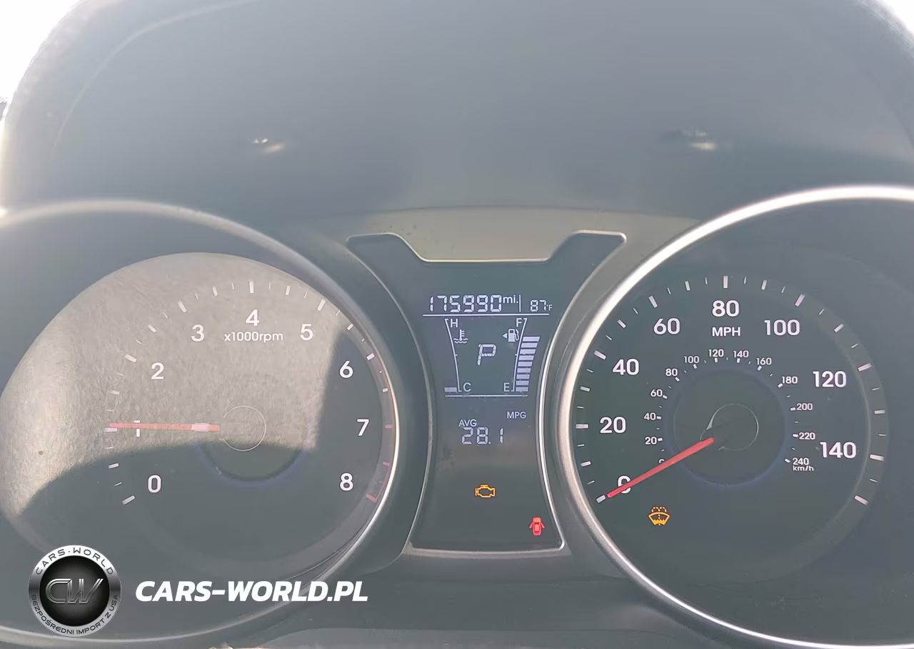 2017 Hyundai Veloster VIN:KMHTC6AD3HU310250 - 7