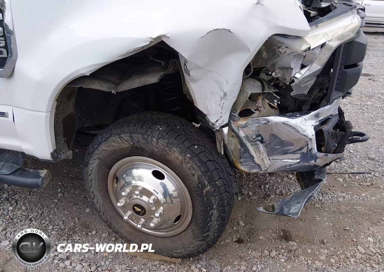 2017 Ford F-350 Chassis Xl VIN:1FD8W3HT2HEE81252 - 16