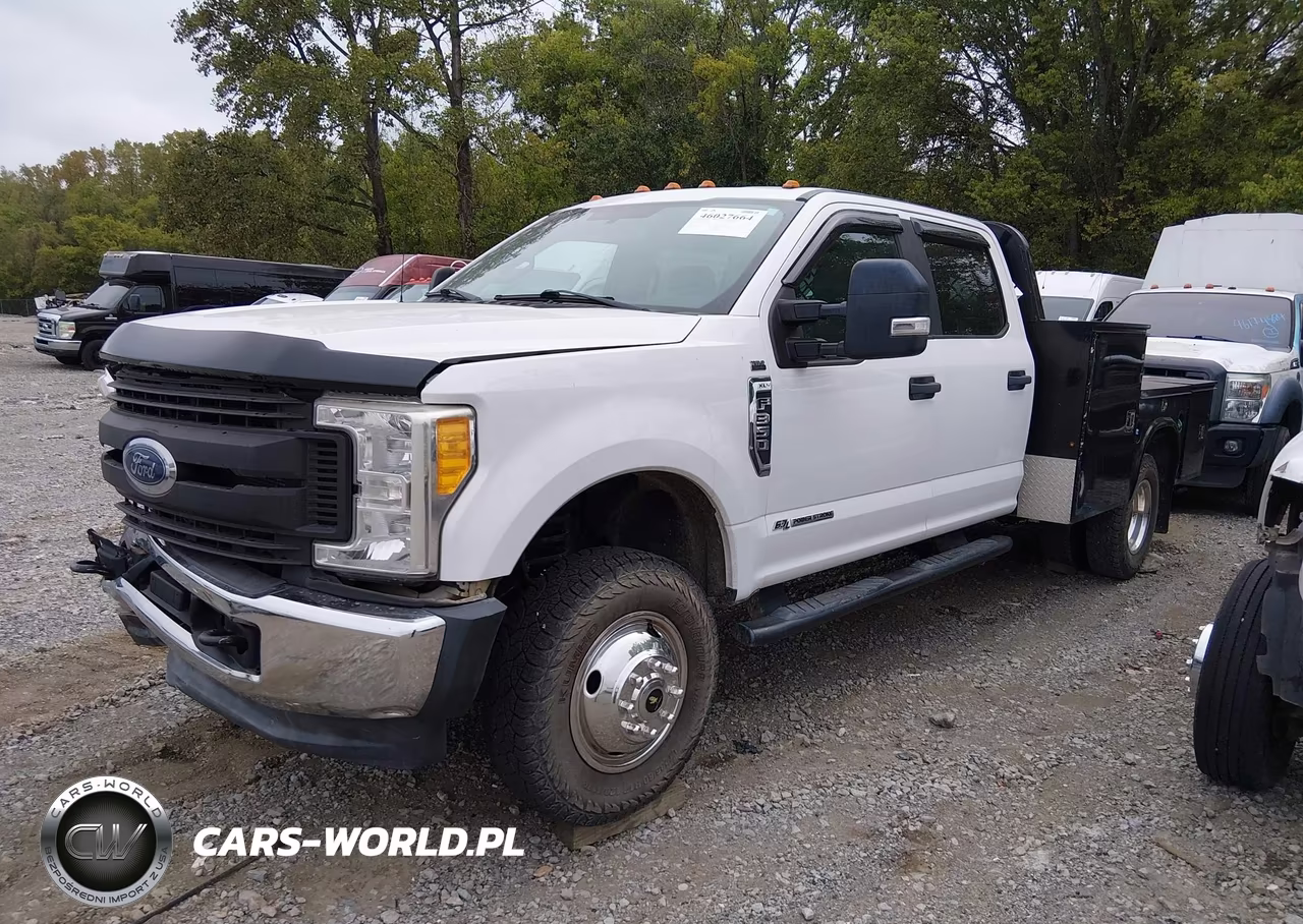 2017 Ford F-350 Chassis Xl VIN:1FD8W3HT2HEE81252 - 2