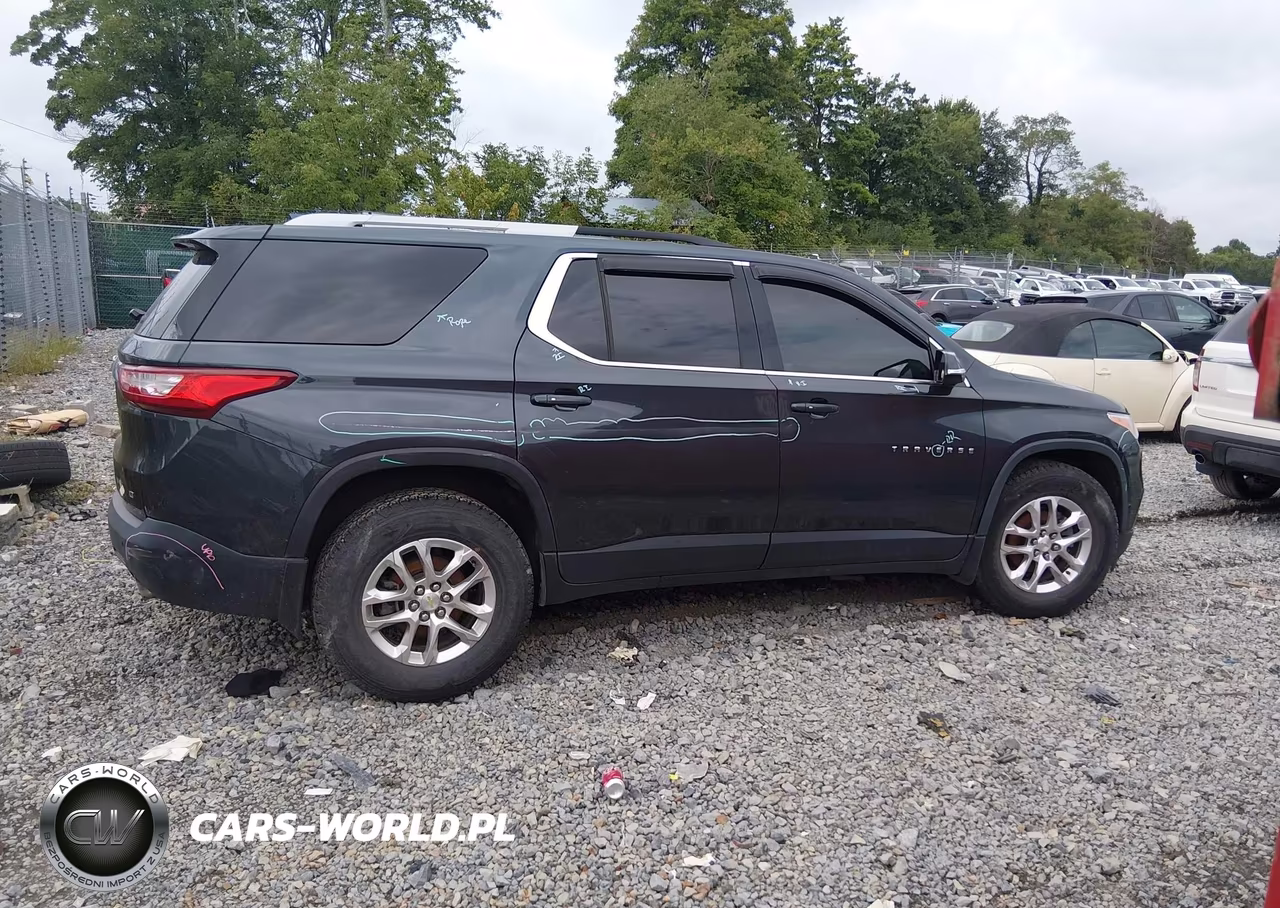 2018 Chevrolet Traverse Lt Cloth VIN:1GNEVGKW8JJ215470 - 13