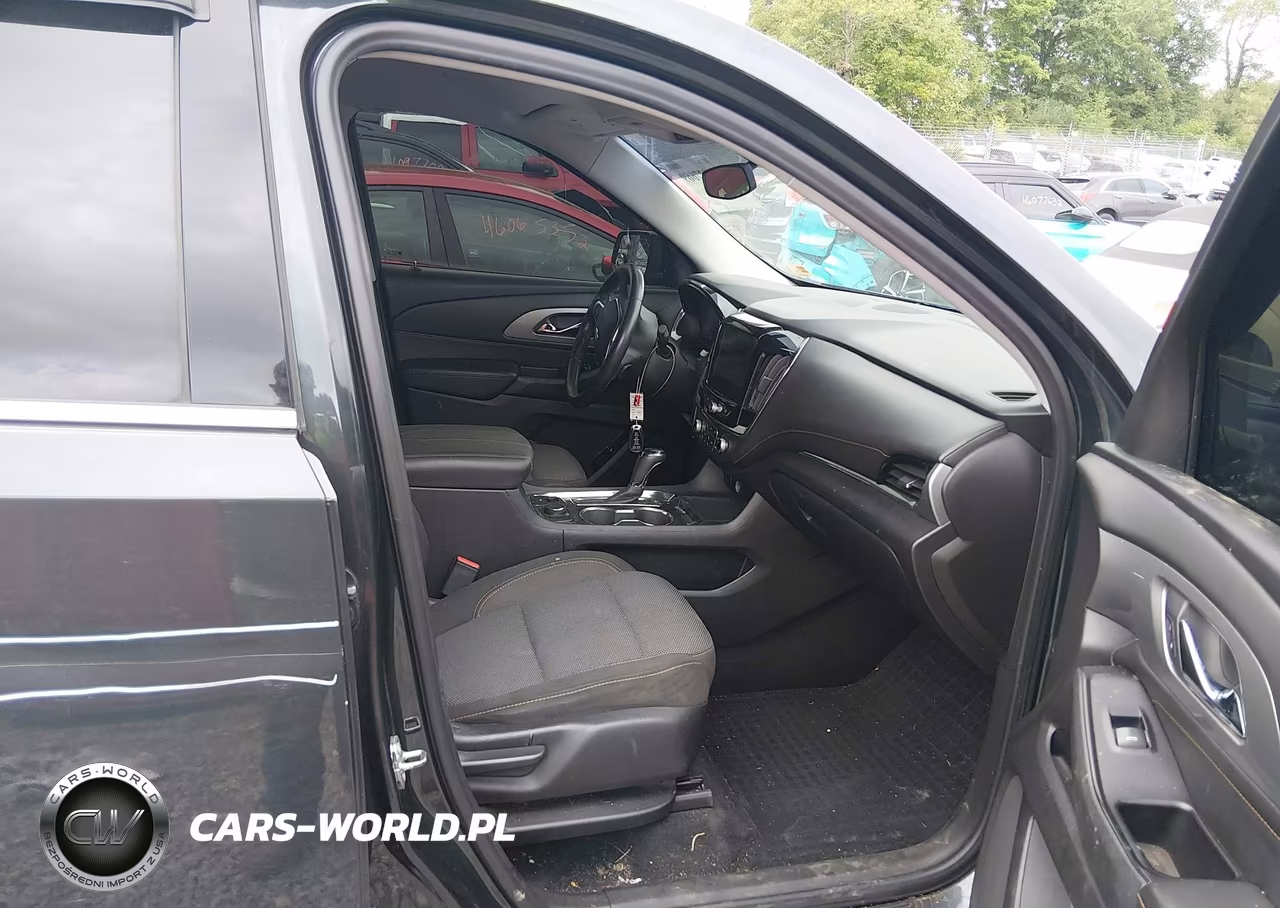 2018 Chevrolet Traverse Lt Cloth VIN:1GNEVGKW8JJ215470 - 5