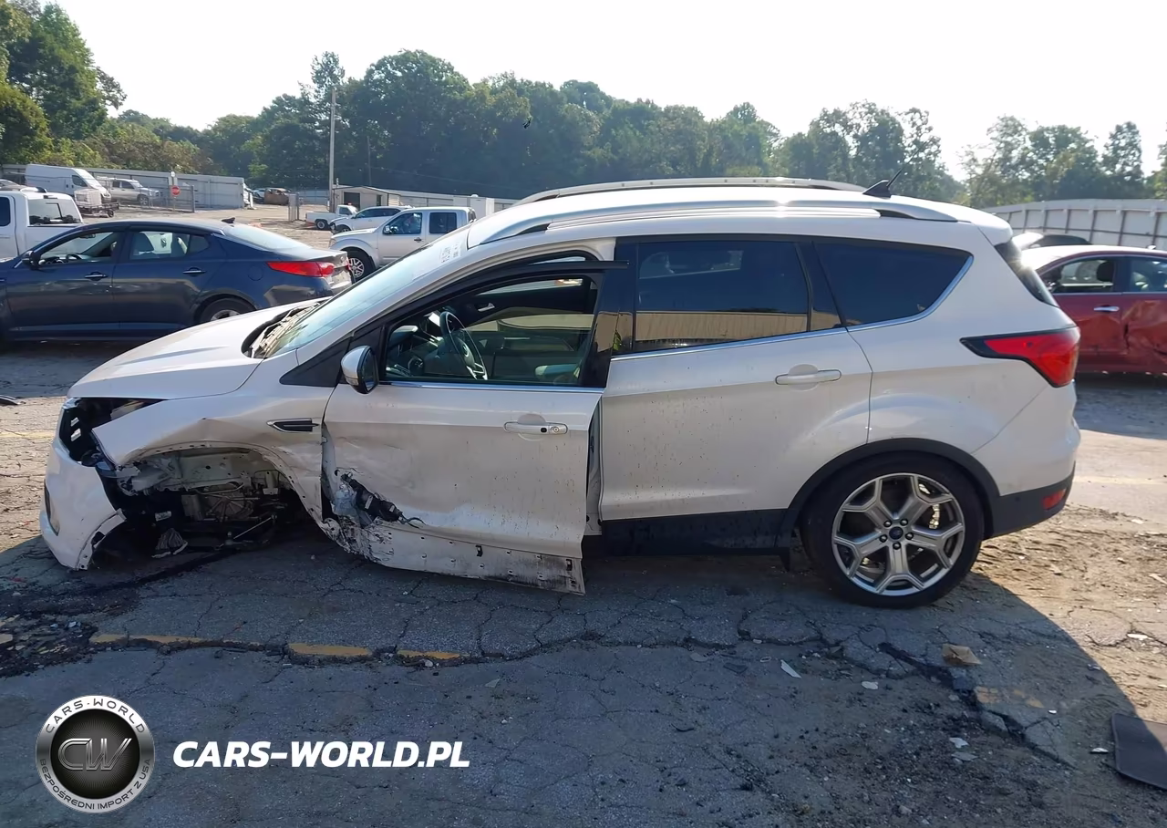 2019 Ford Escape Titanium VIN:1FMCU0J94KUA49742 - 13