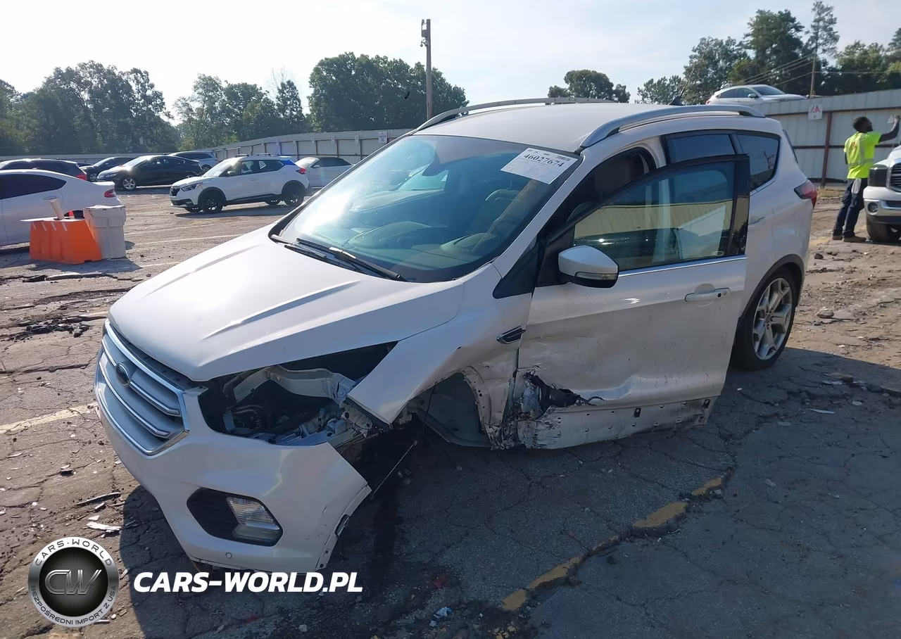 2019 Ford Escape Titanium VIN:1FMCU0J94KUA49742 - 6