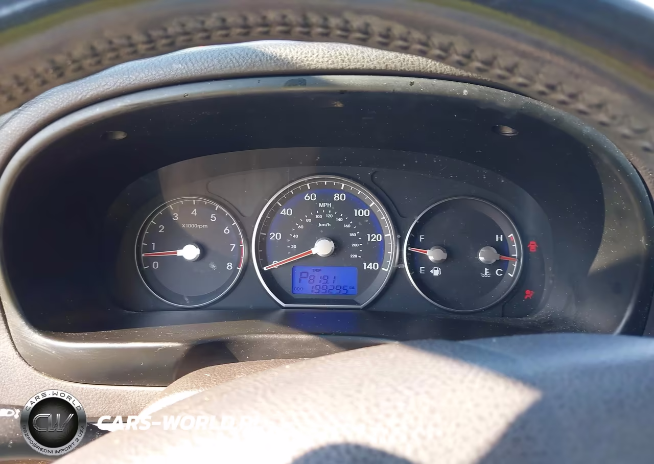 2010 Hyundai Santa Fe Limited V6 VIN:5NMSK4AG7AH408499 - 7