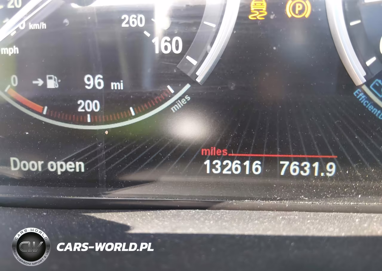 2015 BMW X5 xDrive50I VIN:5UXKR6C57F0J76009 - 15
