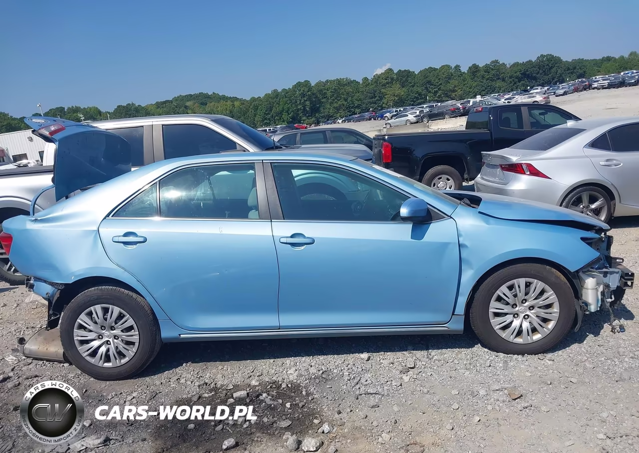 2013 Toyota Camry Le VIN:4T4BF1FKXDR308685 - 13
