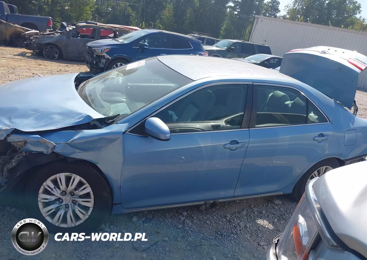 2013 Toyota Camry Le VIN:4T4BF1FKXDR308685 - 14