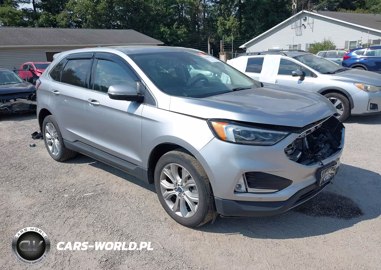 2022 Ford Edge Titanium