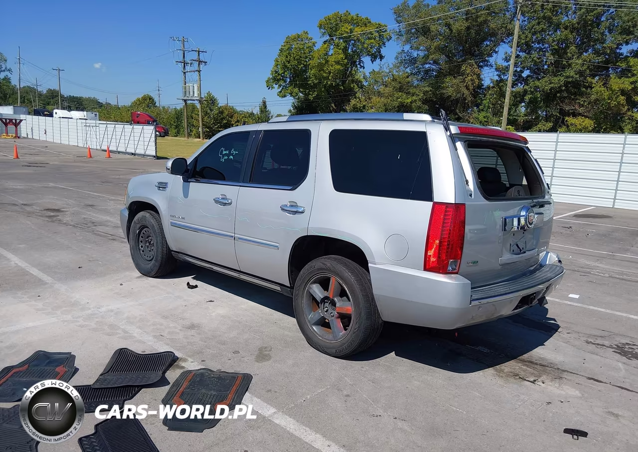 2011 Cadillac Escalade Premium VIN:1GYS3CEF1BR117500 - 3