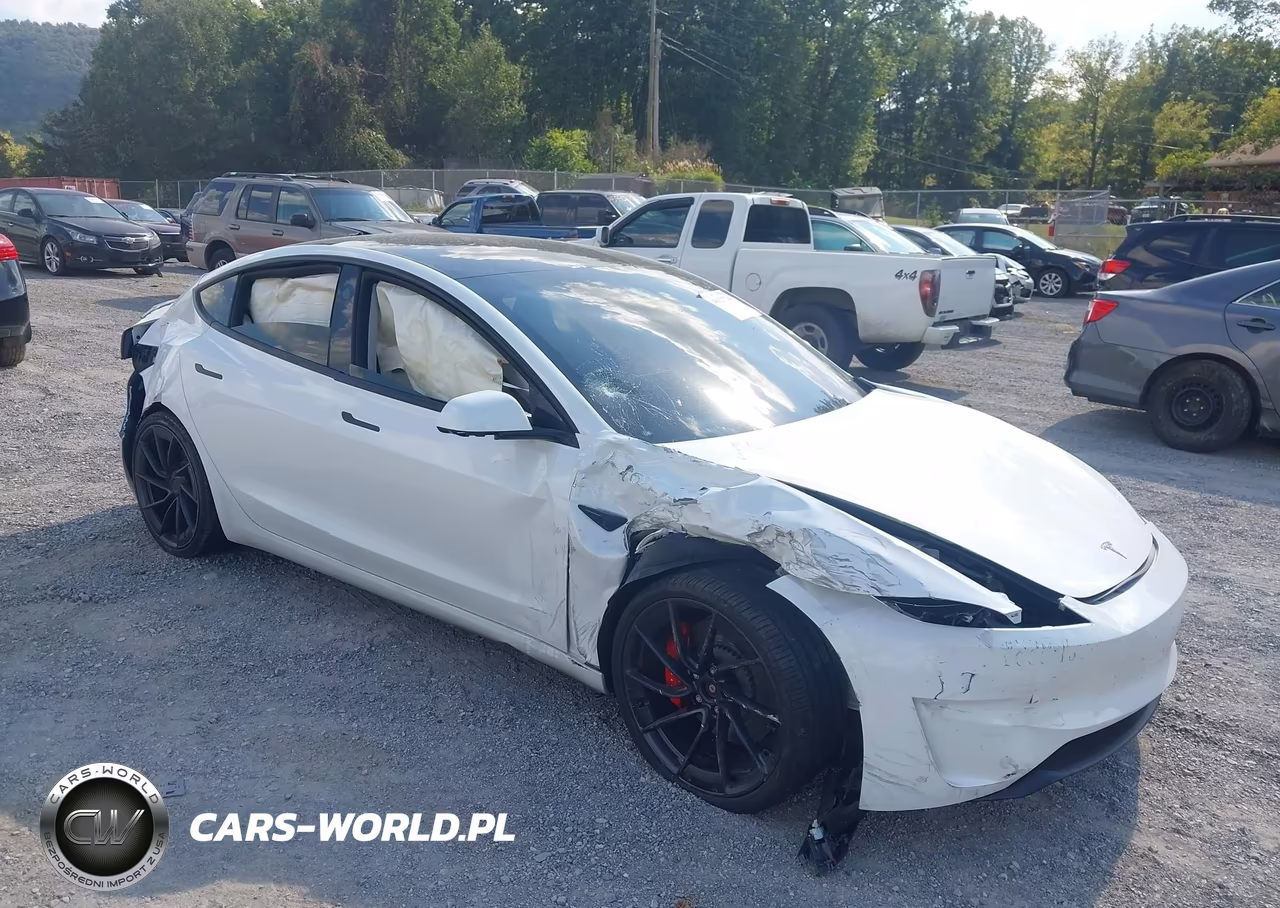 2025 Tesla Model 3 Performance All-Wheel Drive
