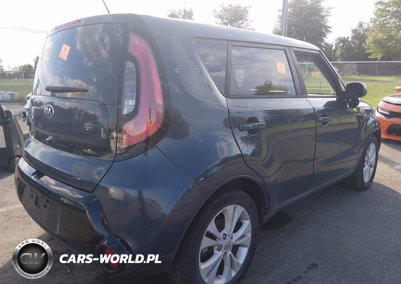 2016 Kia Soul + VIN:KNDJP3A56G7365411 - 4