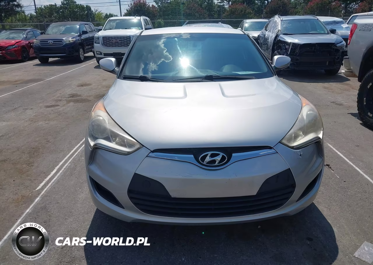 2016 Hyundai Veloster VIN:KMHTC6AD9GU274983 - 6