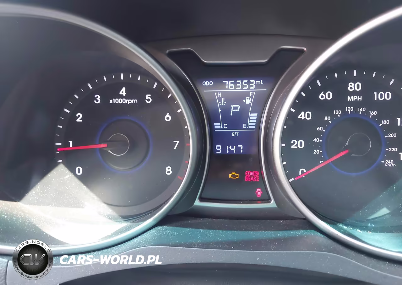 2016 Hyundai Veloster VIN:KMHTC6AD9GU274983 - 7
