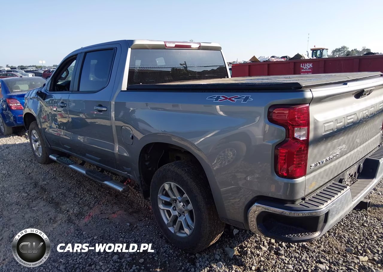 2023 Chevrolet Silverado 1500 4Wd Short Bed Lt With 2Fl VIN:3GCPDKEK9PG240775 - 3