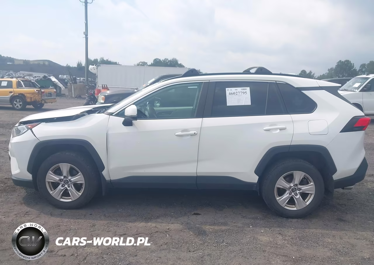 2021 Toyota Rav4 Xle VIN:2T3P1RFV0MW153109 - 14