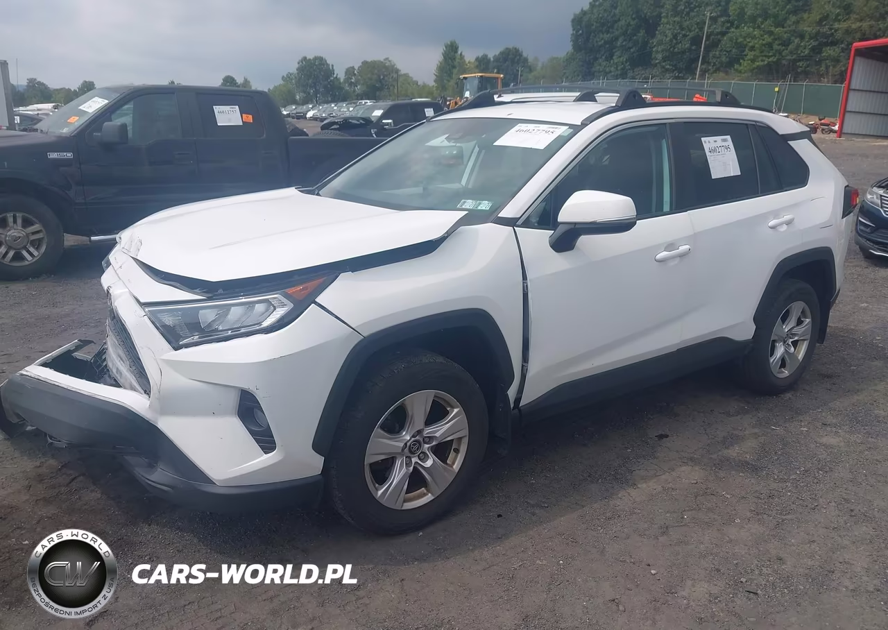 2021 Toyota Rav4 Xle VIN:2T3P1RFV0MW153109 - 2