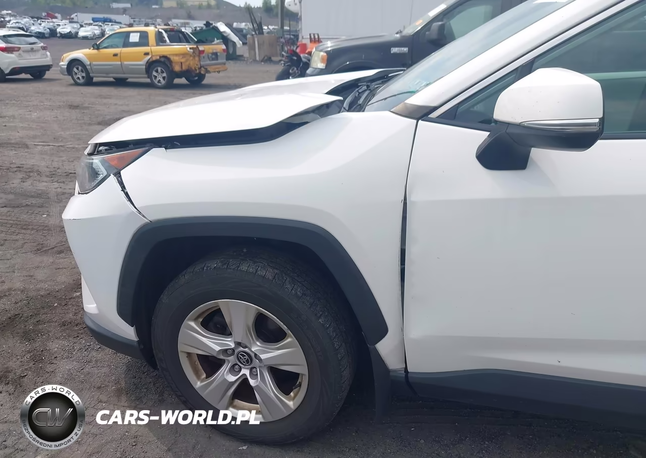 2021 Toyota Rav4 Xle VIN:2T3P1RFV0MW153109 - 6