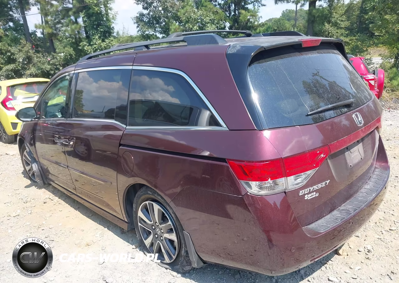 2015 Honda Odyssey Touring-Touring Elite VIN:5FNRL5H93FB108721 - 3