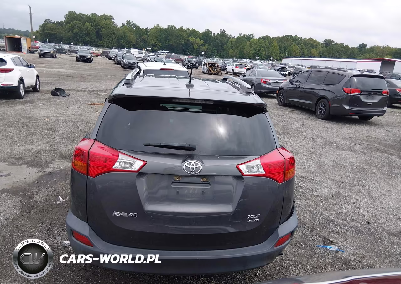 2015 Toyota Rav4 Xle VIN:JTMRFREV4FJ045170 - 16
