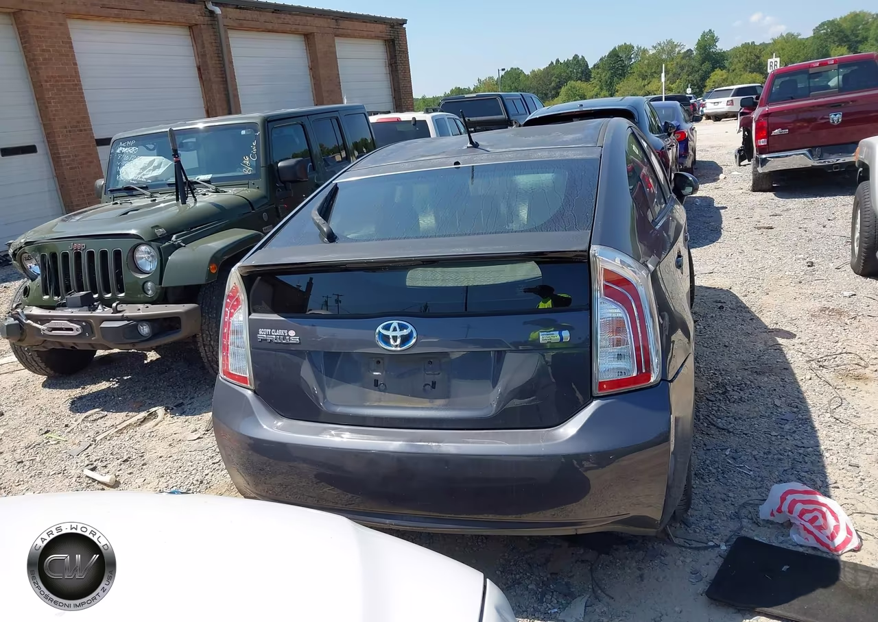 2012 Toyota Prius Two VIN:JTDKN3DU9C1545704 - 17