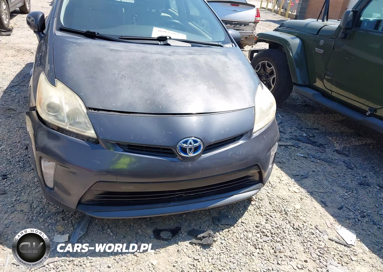2012 Toyota Prius Two VIN:JTDKN3DU9C1545704 - 6