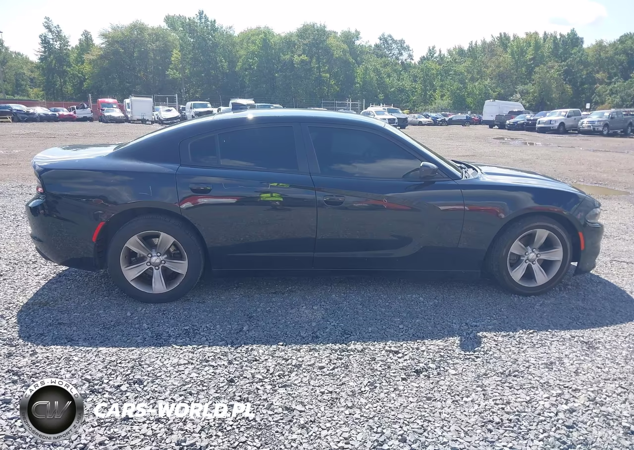 2018 Dodge Charger Sxt Plus Rwd VIN:2C3CDXHG2JH143755 - 13