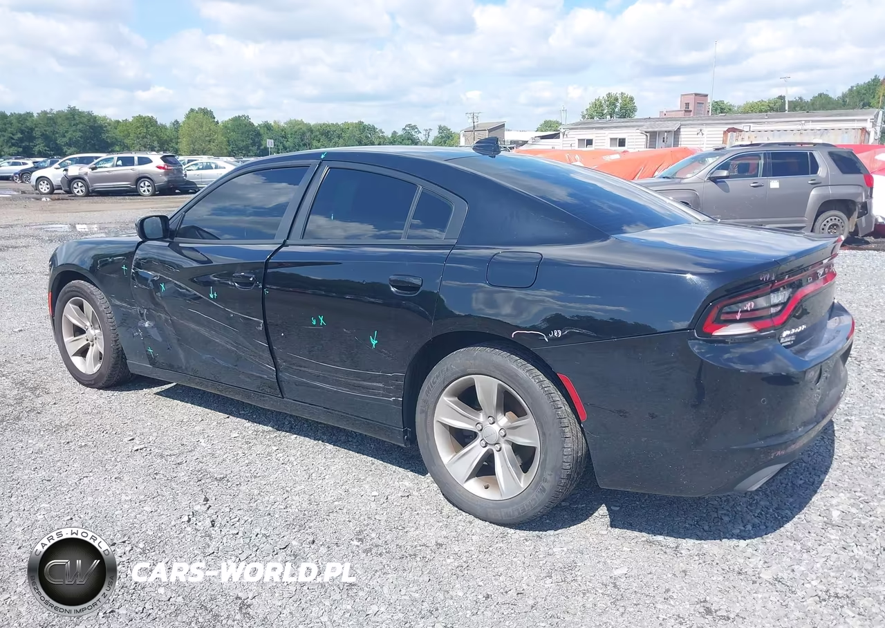 2018 Dodge Charger Sxt Plus Rwd VIN:2C3CDXHG2JH143755 - 17