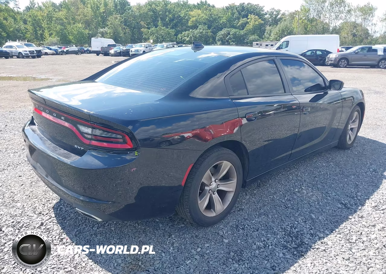 2018 Dodge Charger Sxt Plus Rwd VIN:2C3CDXHG2JH143755 - 4