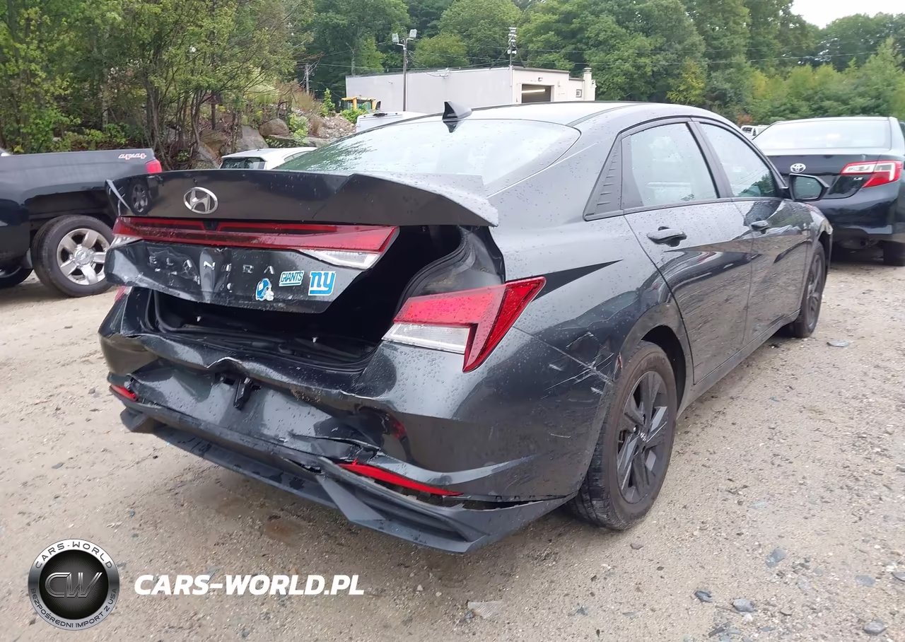 2023 Hyundai Elantra Sel VIN:5NPLM4AG3PH092593 - 4