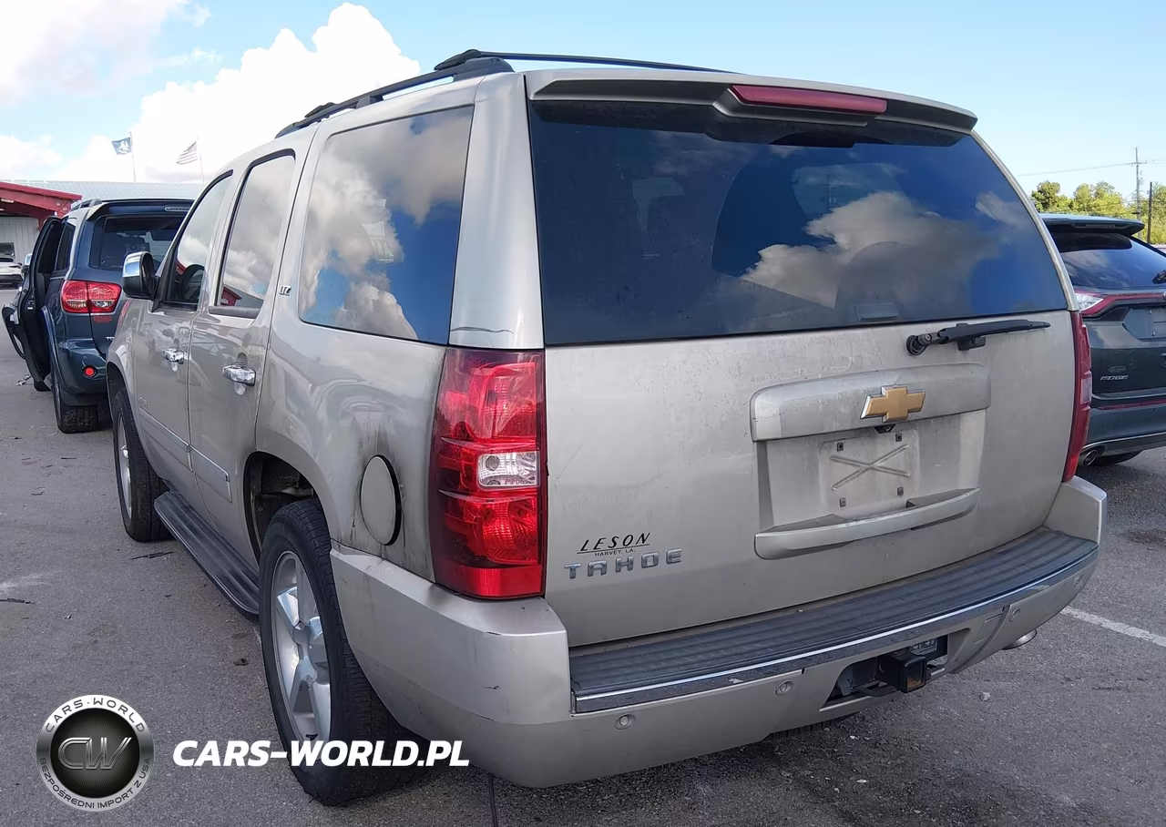 2013 Chevrolet Tahoe Ltz VIN:1GNSCCE06DR112224 - 3