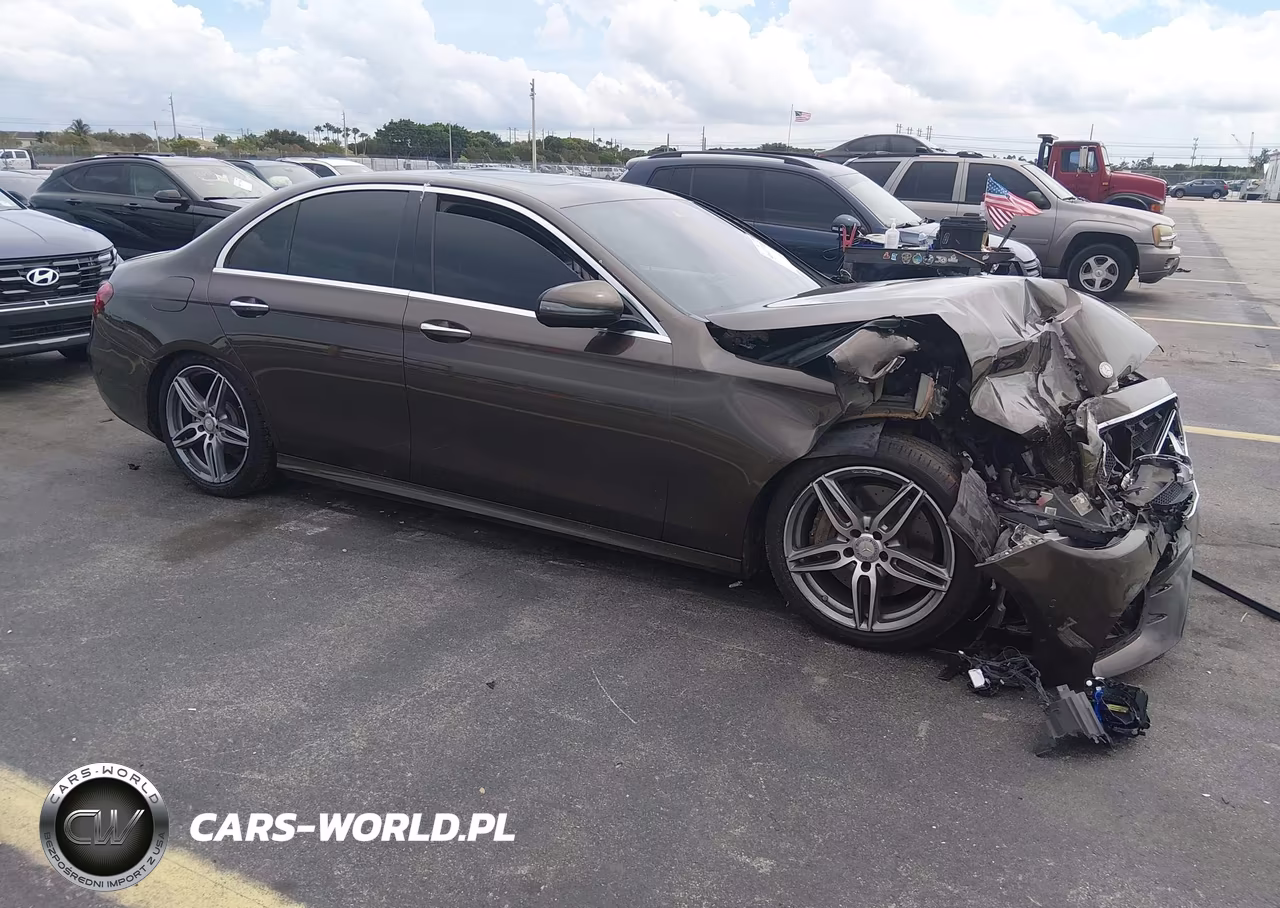 2017 Mercedes-Benz E 300 4Matic