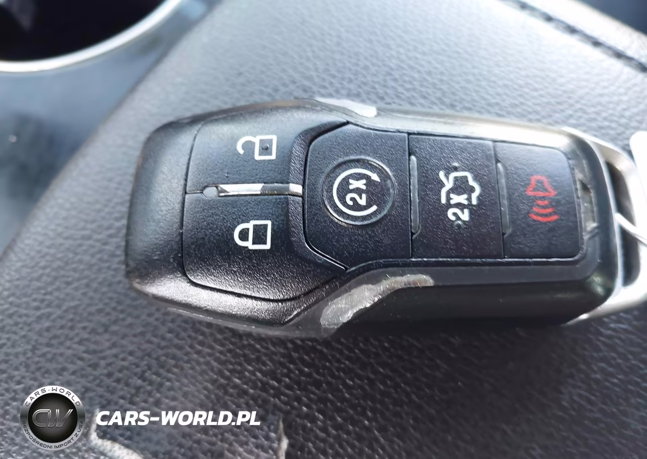 2014 Ford Fusion Titanium VIN:3FA6P0K9XER106048 - 11
