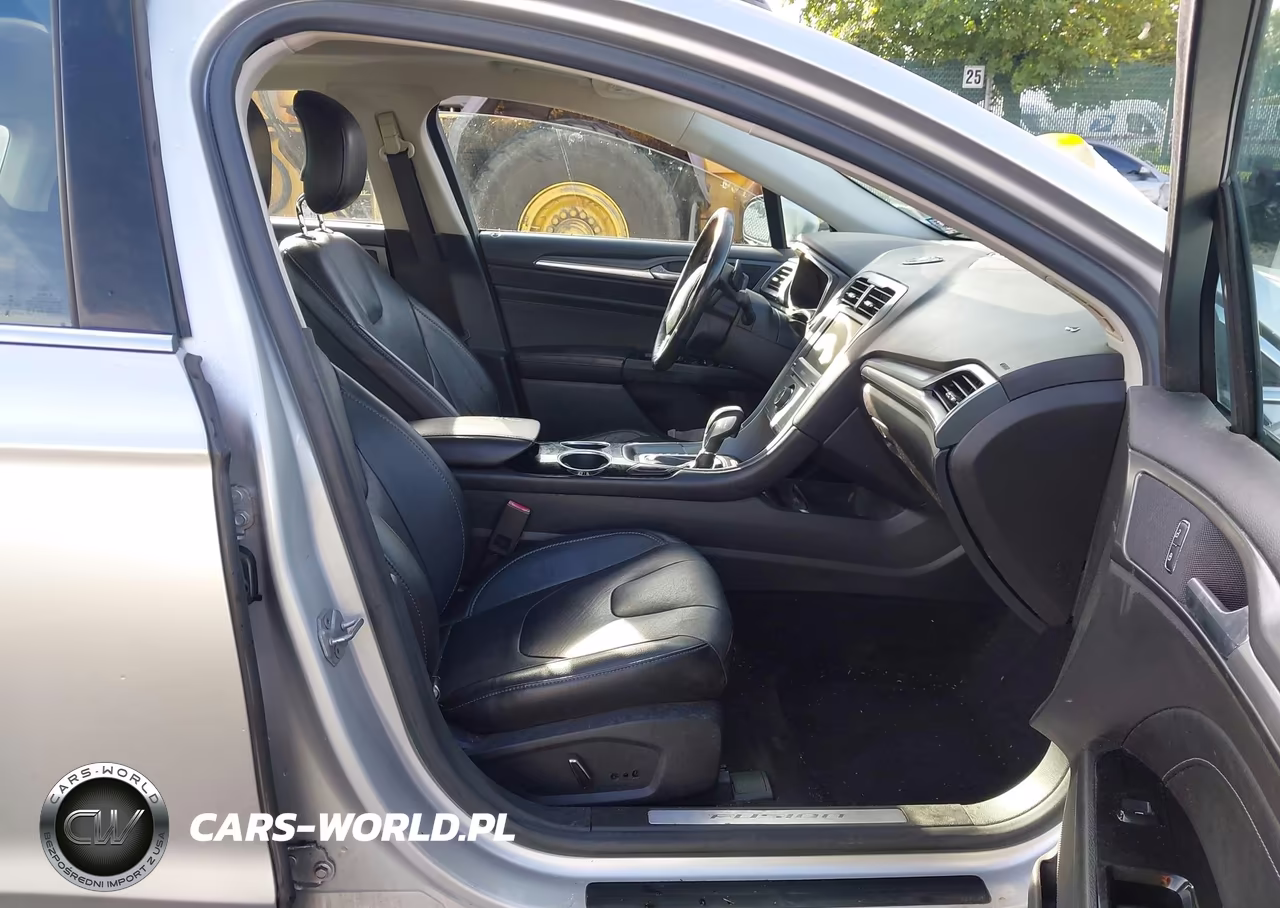2014 Ford Fusion Titanium VIN:3FA6P0K9XER106048 - 5