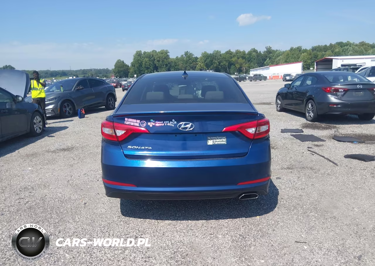 2016 Hyundai Sonata Se VIN:5NPE24AF0GH390492 - 16