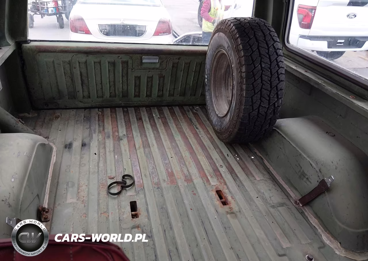 1986 Chevrolet D10 Military Blazer VIN:1G8ED18J1GF177770 - 8