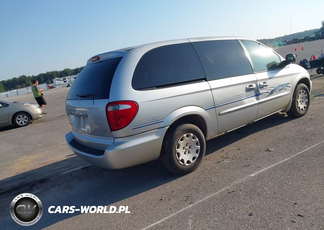 2003 Chrysler Town & Country Lx VIN:2C8GP44363R170524 - 4