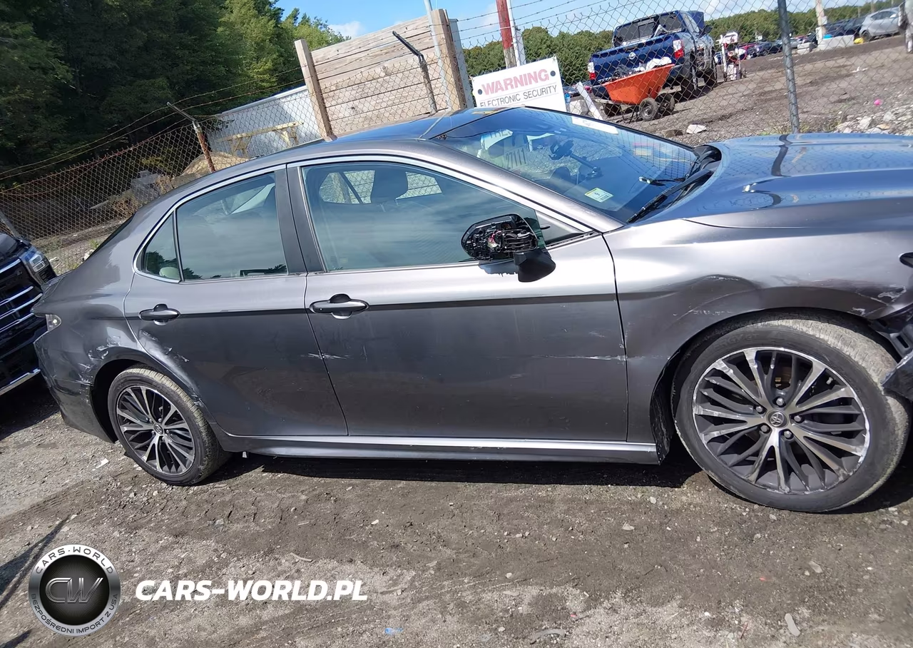 2018 Toyota Camry Se VIN:4T1B11HK9JU657919 - 11