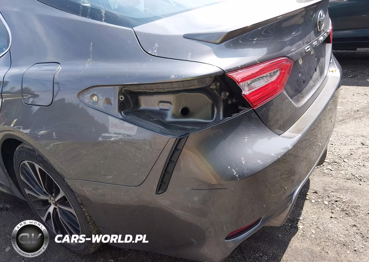 2018 Toyota Camry Se VIN:4T1B11HK9JU657919 - 5