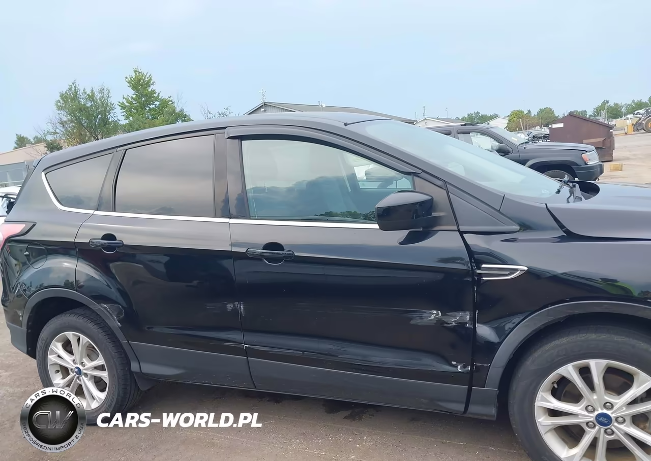 2017 Ford Escape Se VIN:1FMCU0GD7HUD17106 - 13