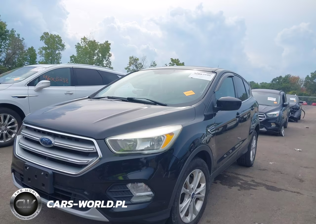 2017 Ford Escape Se VIN:1FMCU0GD7HUD17106 - 2