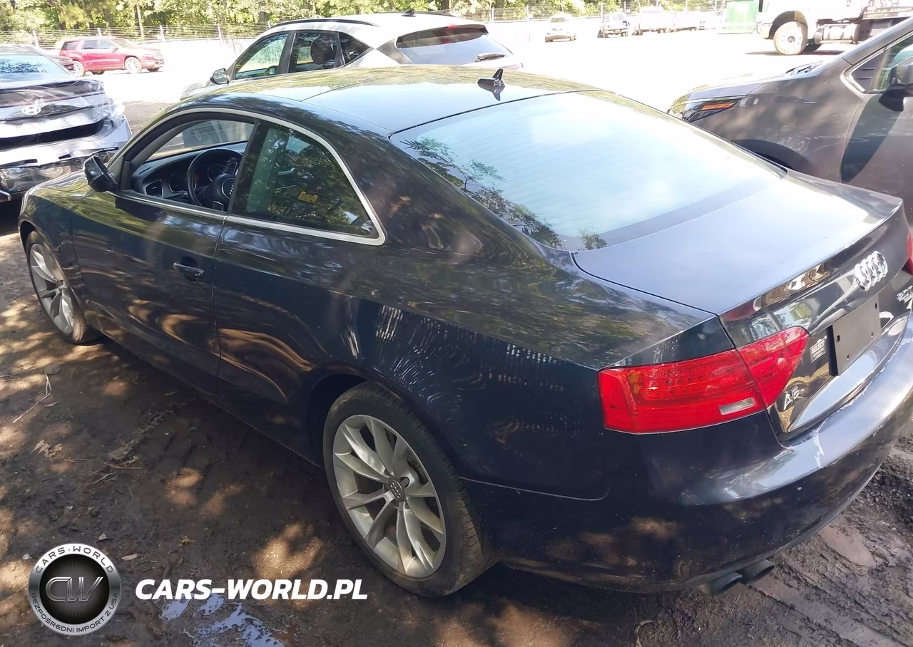 2013 Audi A5 2.0T Premium VIN:WAUCFAFR8DA042758 - 3