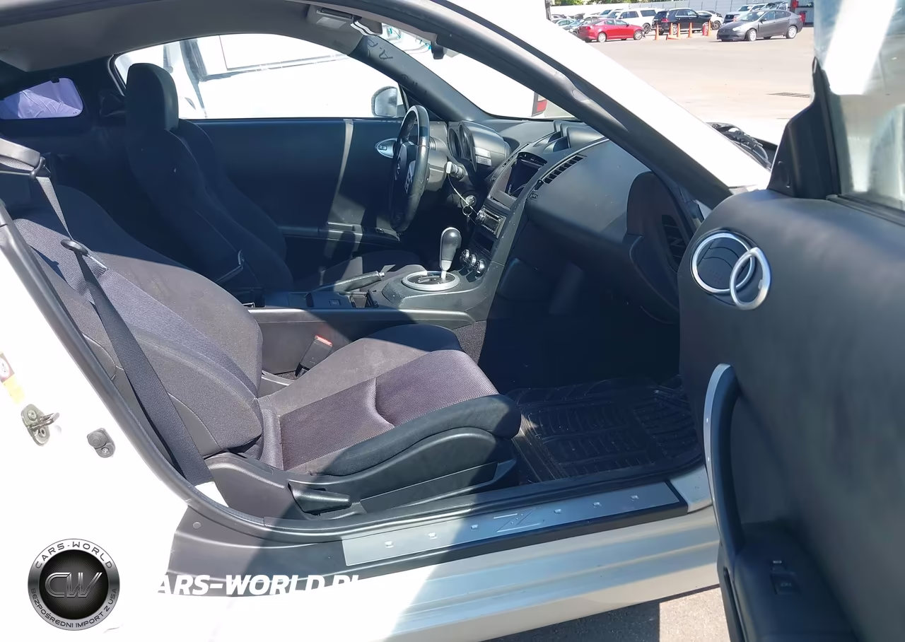 2005 Nissan 350Z Enthusiast VIN:JN1AZ34E45M655704 - 5