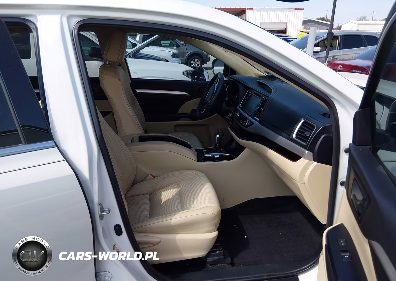 2016 Toyota Highlander Le Plus V6 VIN:5TDZKRFH9GS178922 - 5