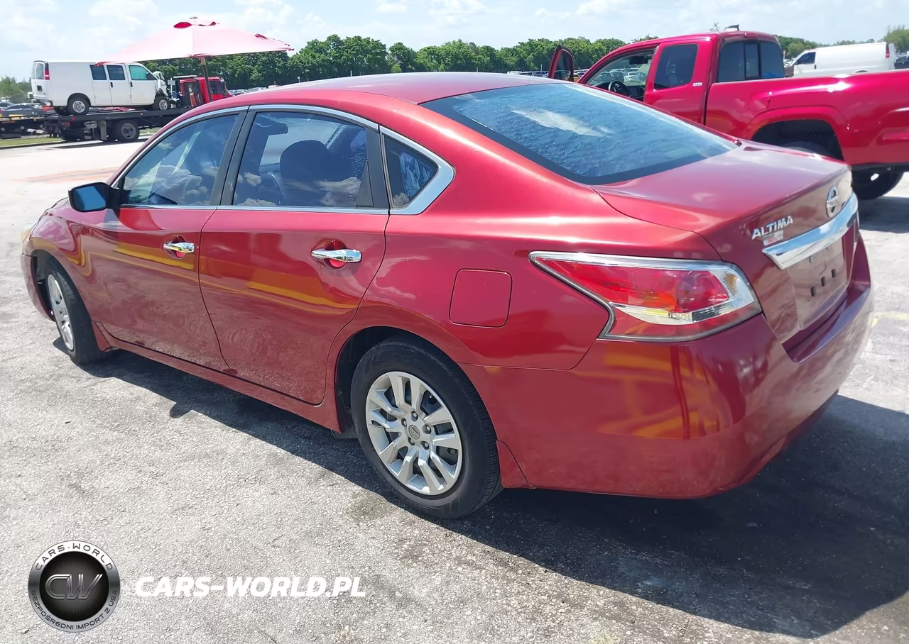 2015 Nissan Altima 2.5 S VIN:1N4AL3AP4FC219016 - 3