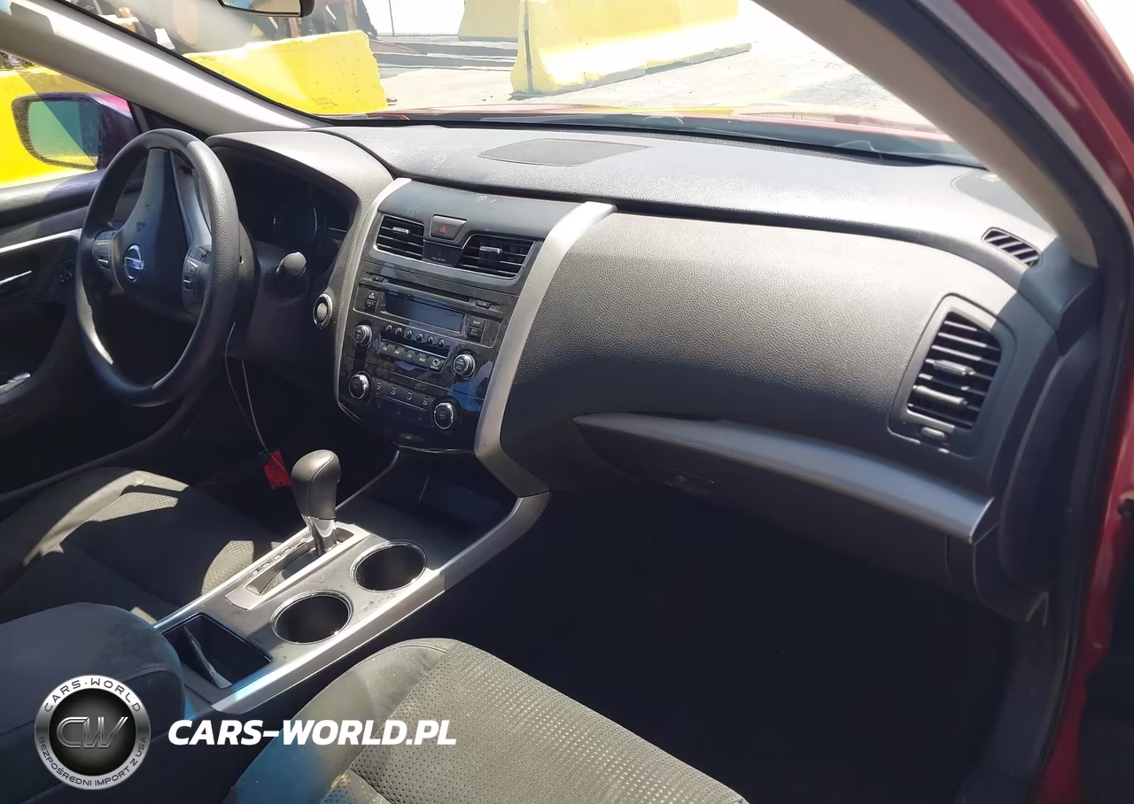 2015 Nissan Altima 2.5 S VIN:1N4AL3AP4FC219016 - 5