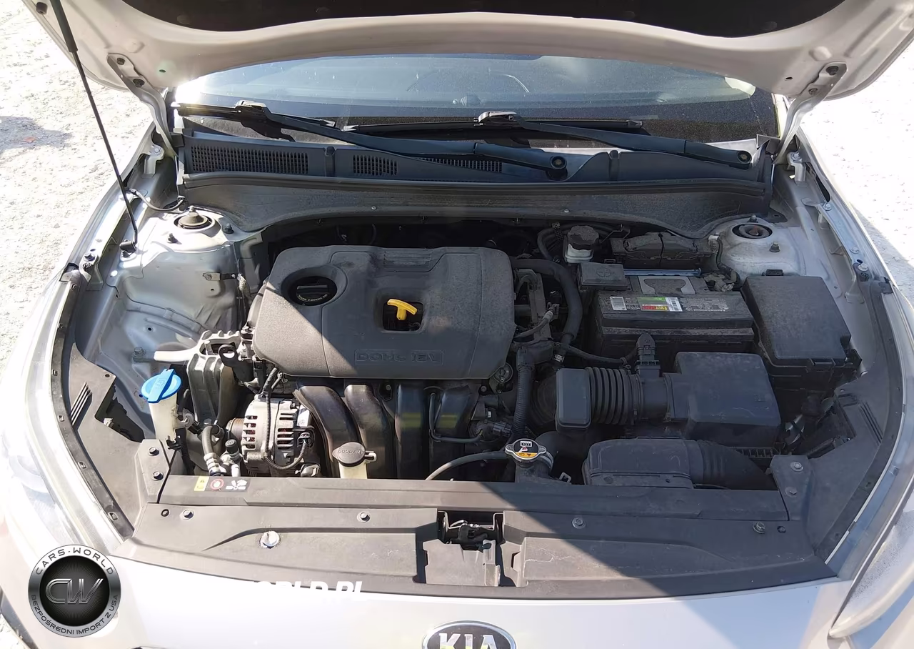 2020 Kia Forte Lxs VIN:3KPF24AD3LE157207 - 10