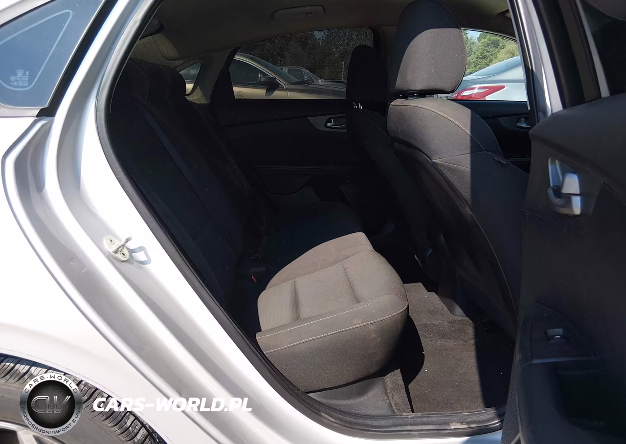 2020 Kia Forte Lxs VIN:3KPF24AD3LE157207 - 8
