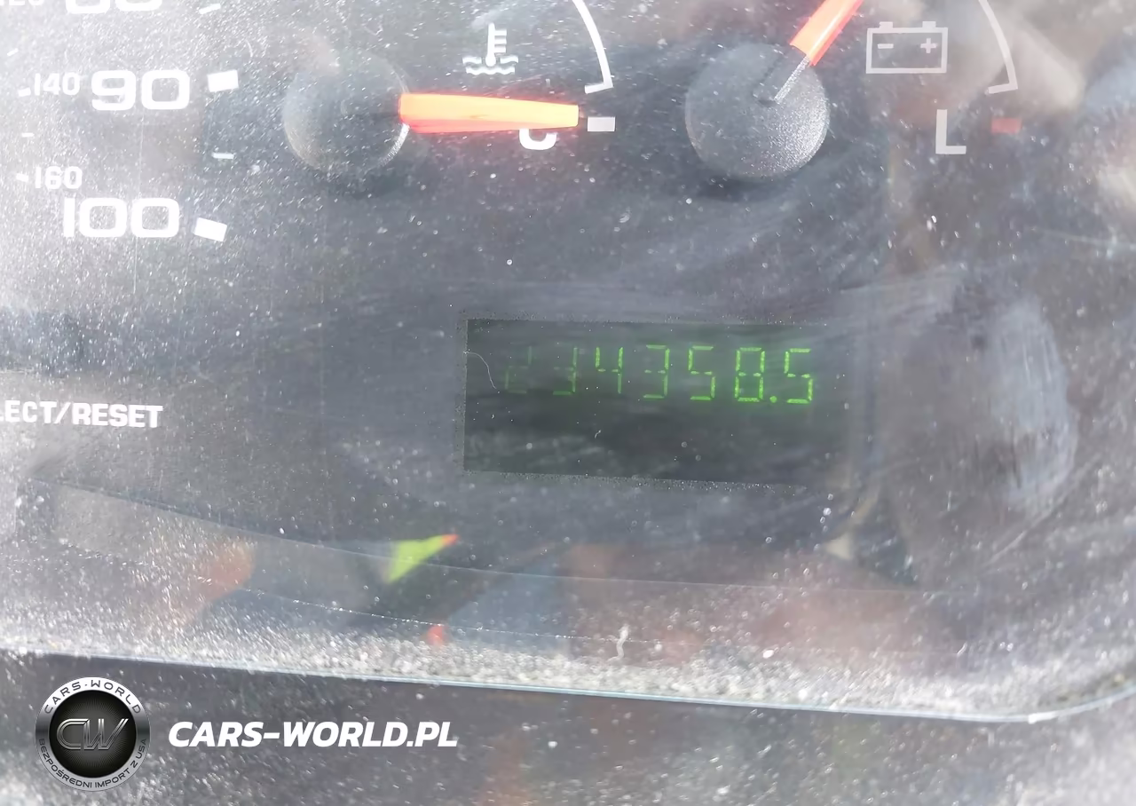 2006 Ford E-350 Stripped VIN:1FCKE39L56HA88580 - 5