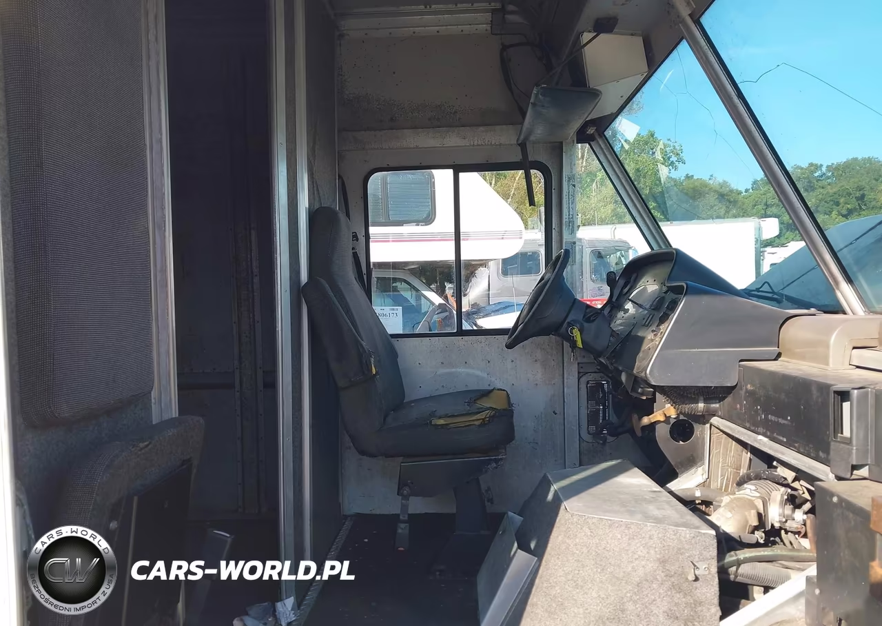 2006 Ford E-350 Stripped VIN:1FCKE39L56HA88580 - 7